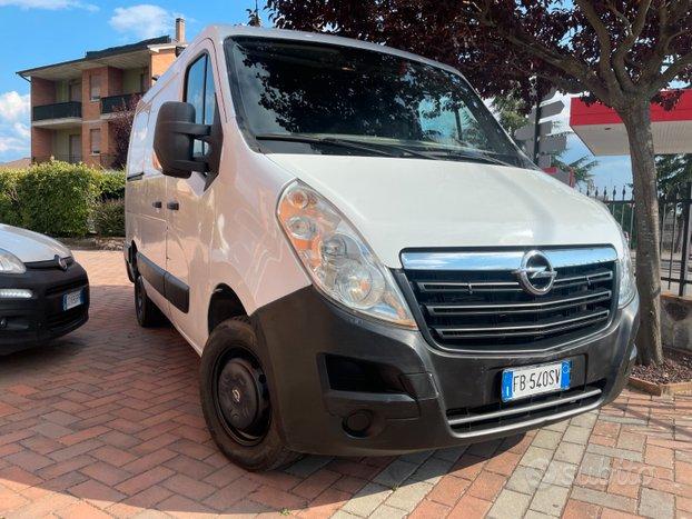 Opel movano 2,3 dci anno 2015 leggi testo