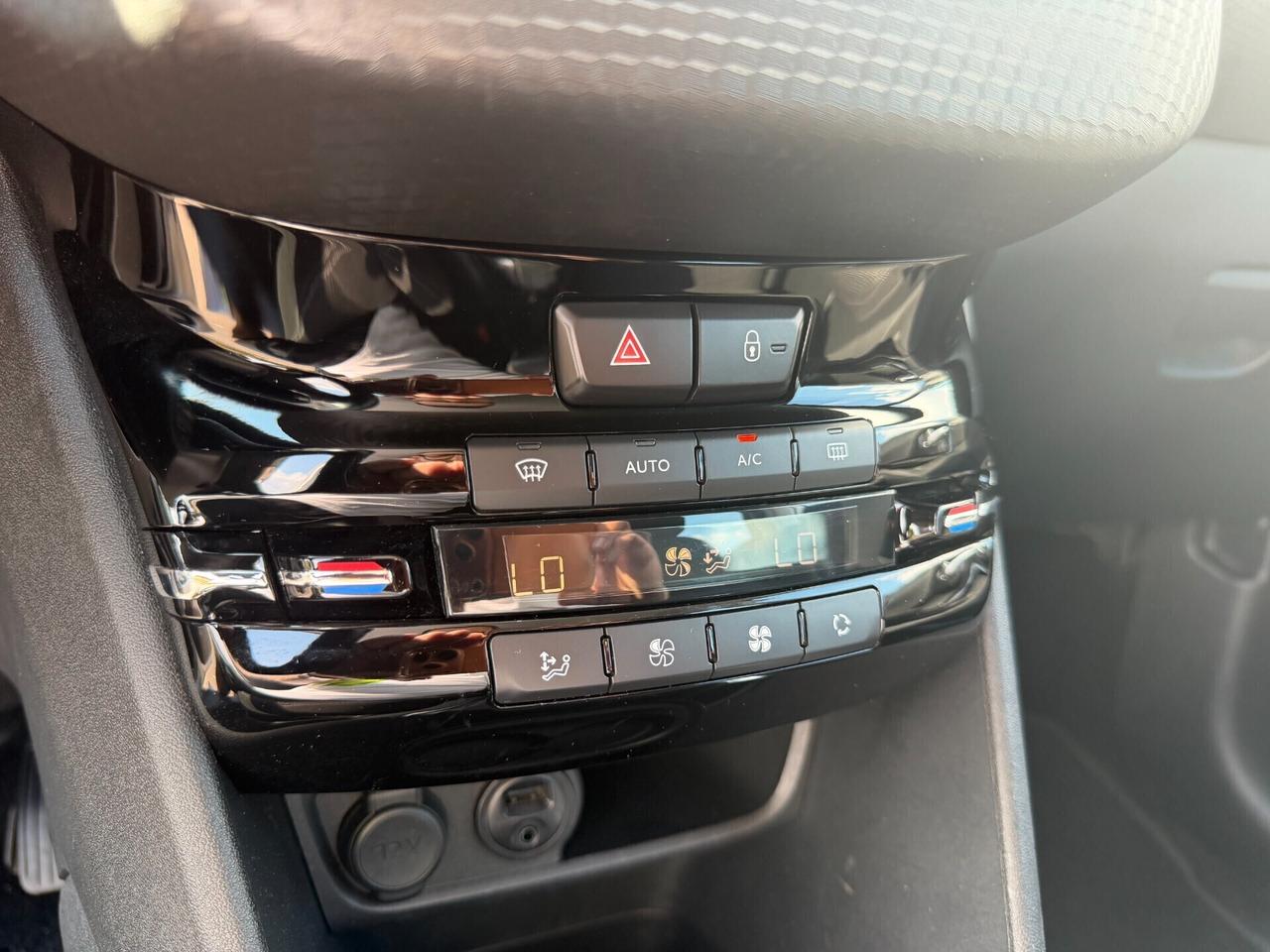 Peugeot 208 1.6 BlueHDi 100cv 5 porte Allure