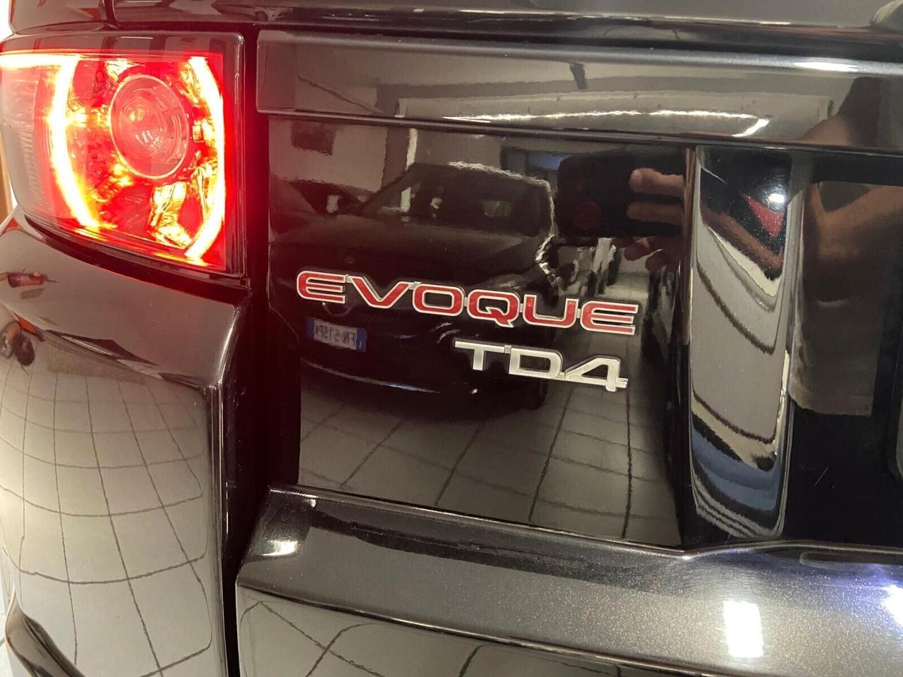 Range Rover Evoque 2.2 TD4 5p. Prestige