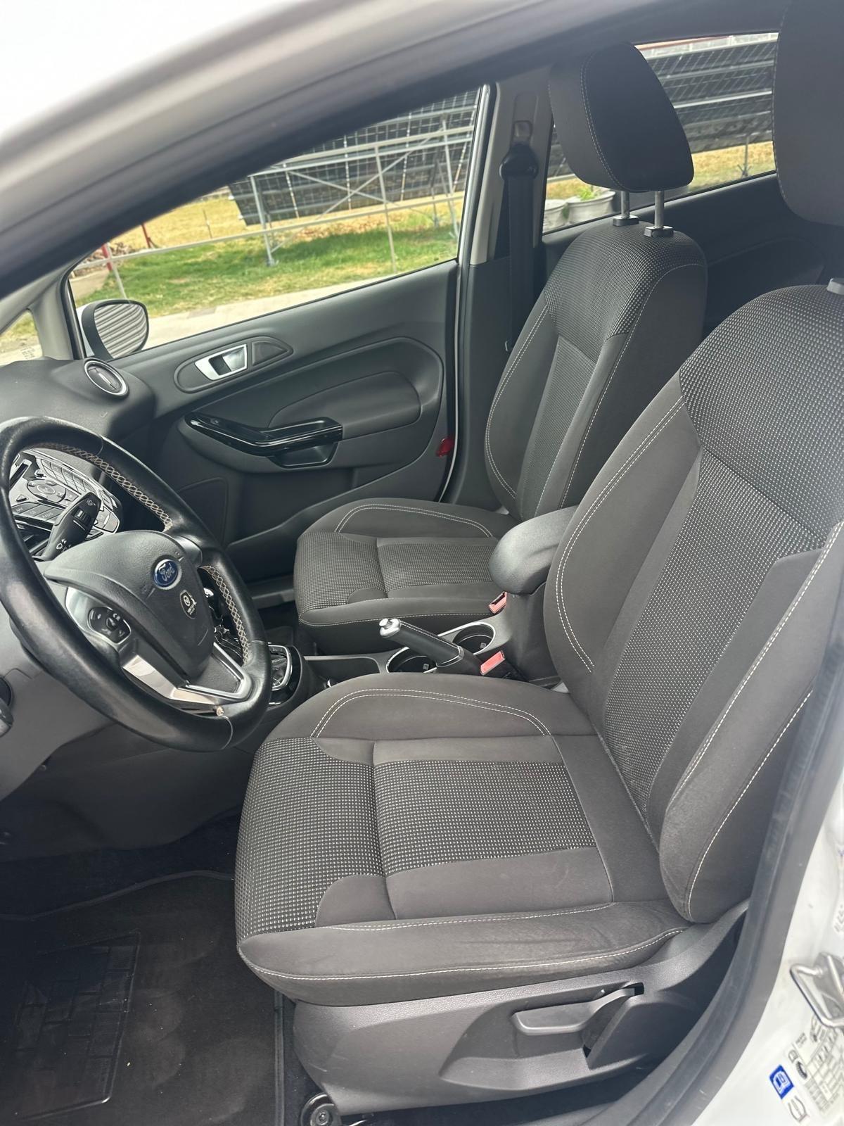 Ford Fiesta 1.5 TDCi 75CV 5 porte Black & White Edition