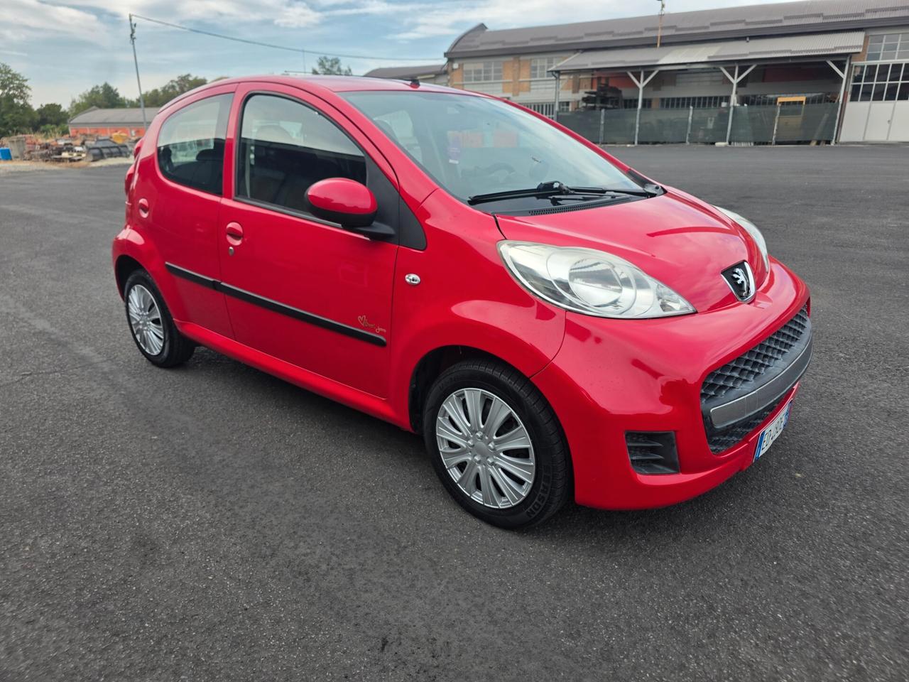 Peugeot 107 1.0 68CV 5p. Sweet Years