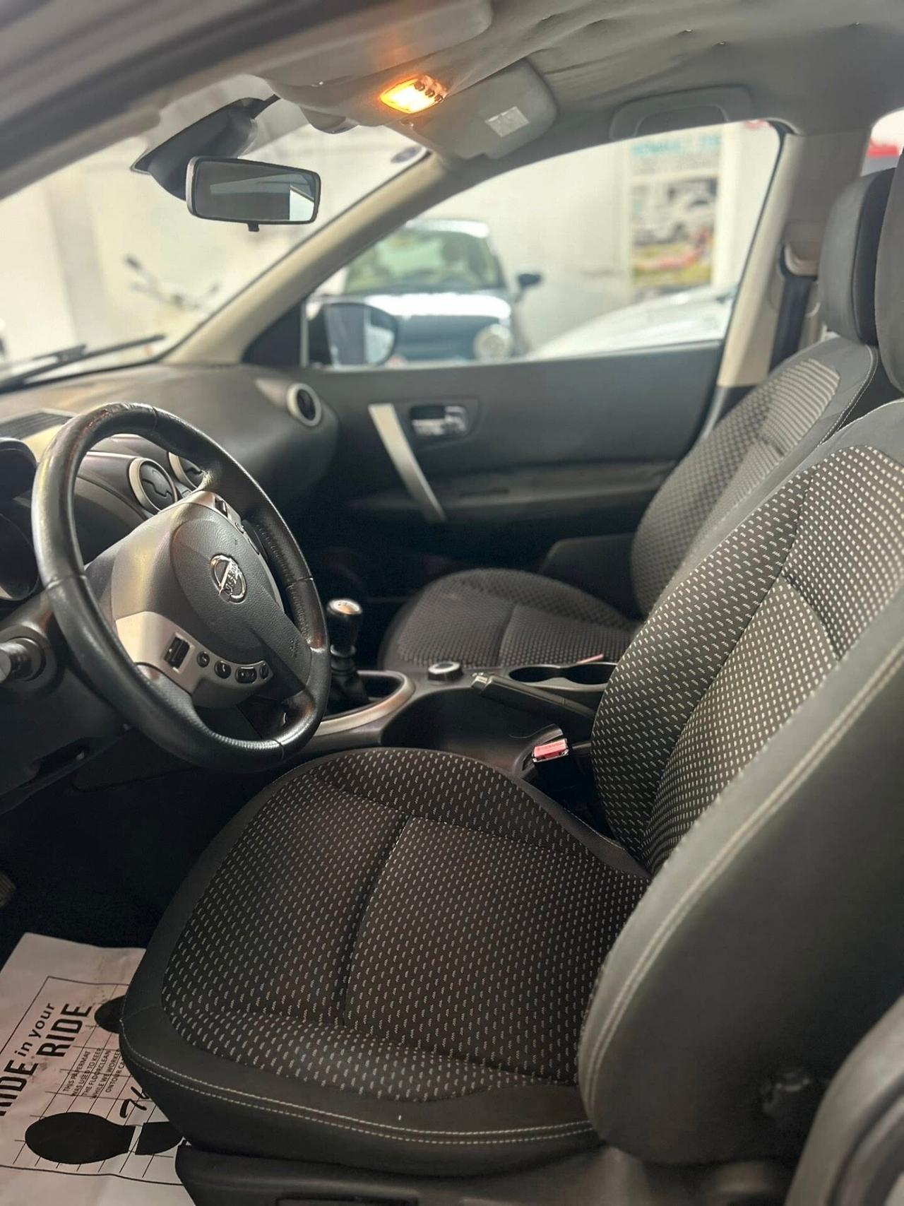 Nissan Qashqai 2.0- 4X4- Benz- UNIPROP