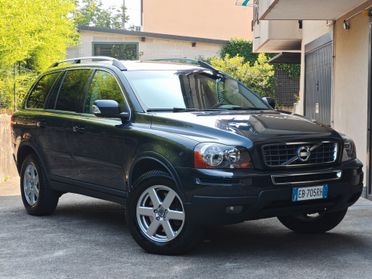 Volvo XC90 2.4 DIESEL 185cv D5 AWD / Unipro