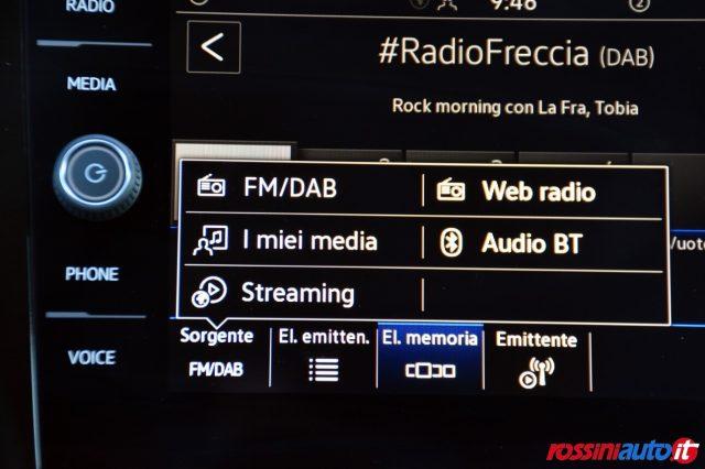 VOLKSWAGEN Polo 1.0 TSI 95 CV DSG LIFE + TECH PACK - 2XCLIMA - PDC