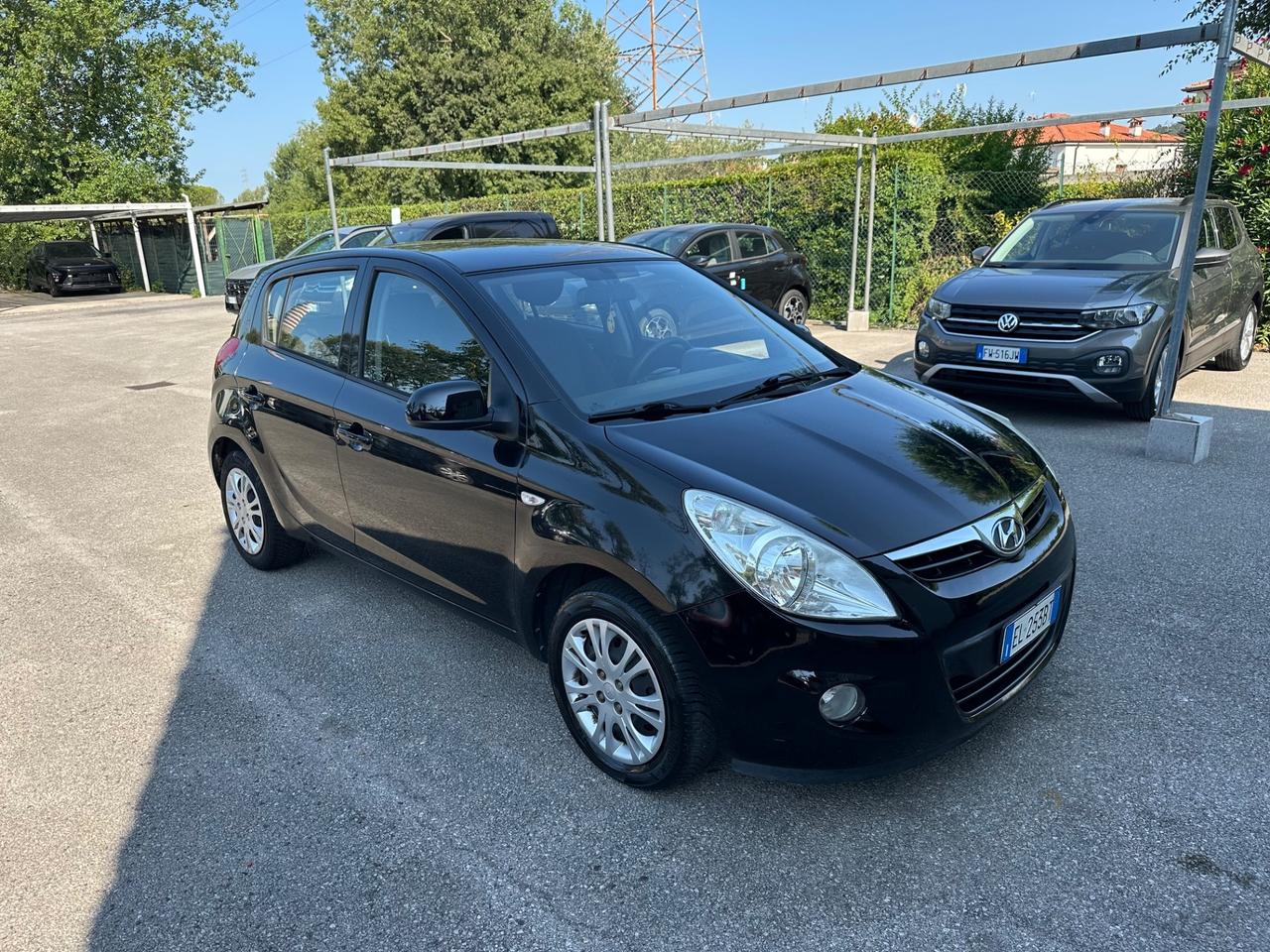 Hyundai i20 1.2 5p. Comfort - 2011 - Neopatentati