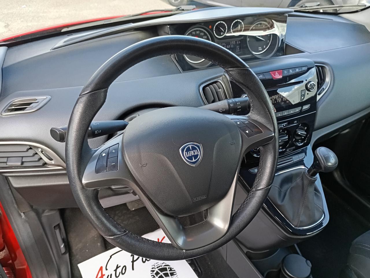 Lancia Ypsilon 5P 0.9 TwinAir 85CV Gold Aut.