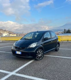 Toyota Aygo 1.0 12V VVT-i 5 porte Neopatentati