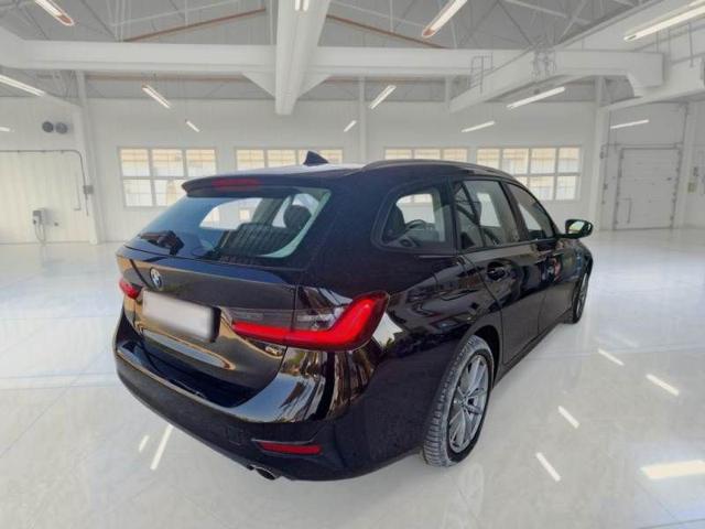 BMW 318 d 48V Touring Sport