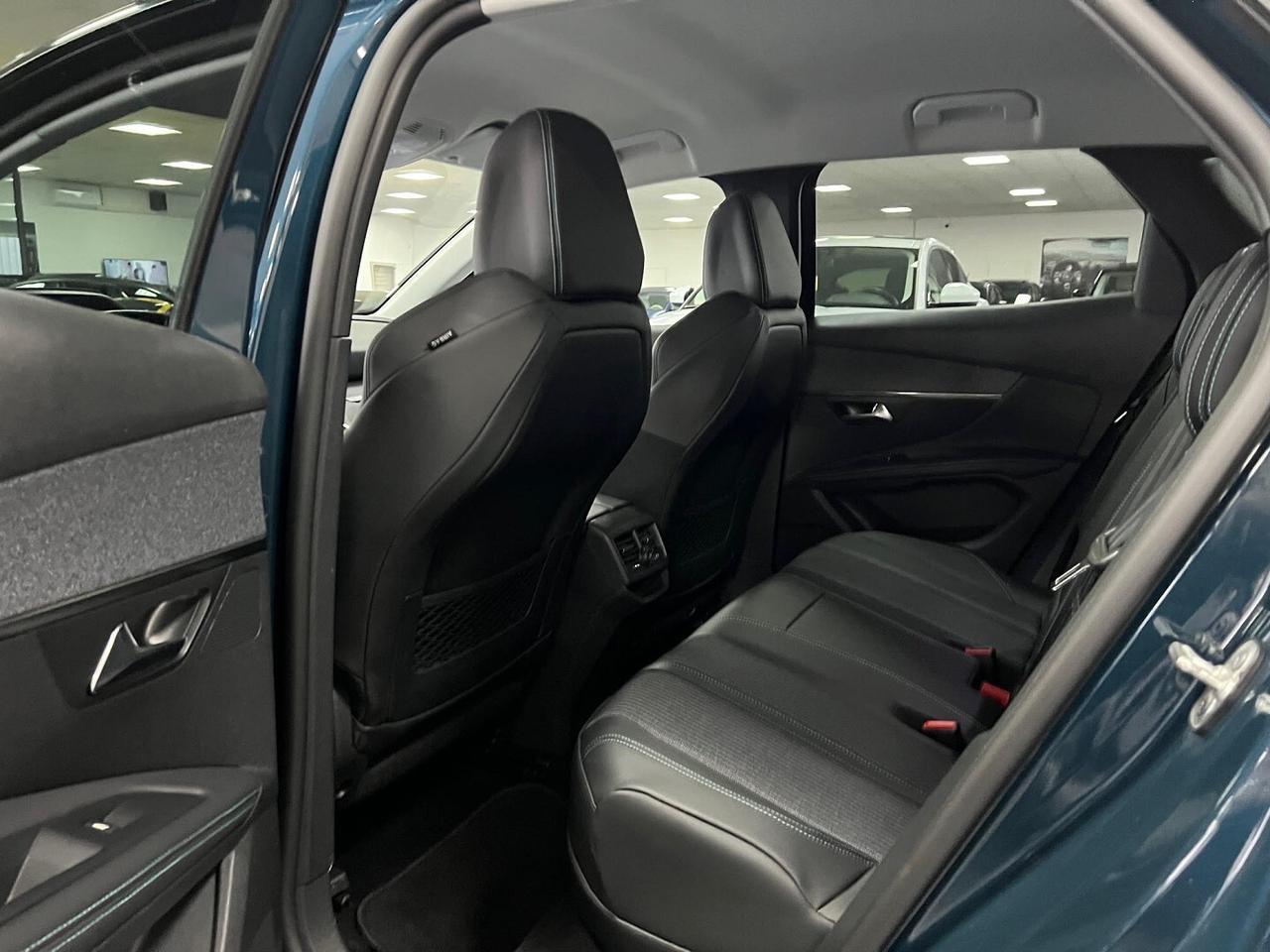 Peugeot 3008 3008 1.6 hybrid phev GT Pack 225cv