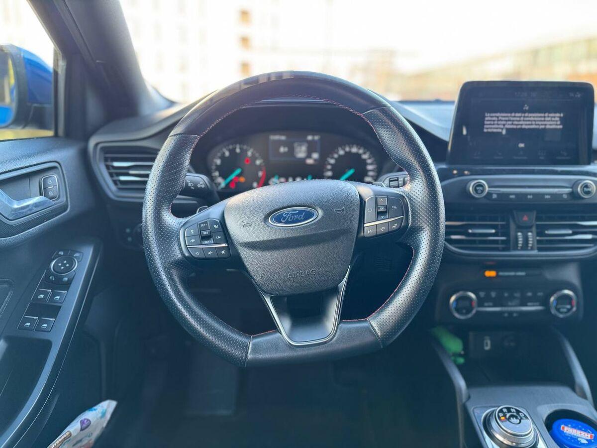 Ford Focus 1.0 ecoboost ST-Line Co-pilot s&s 125cv auto