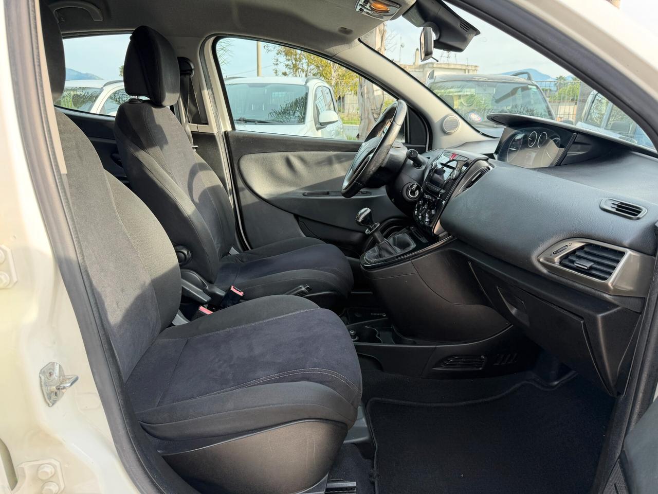 LANCIA YPSILON 2014 900 NATURAL/POWER 85 CV