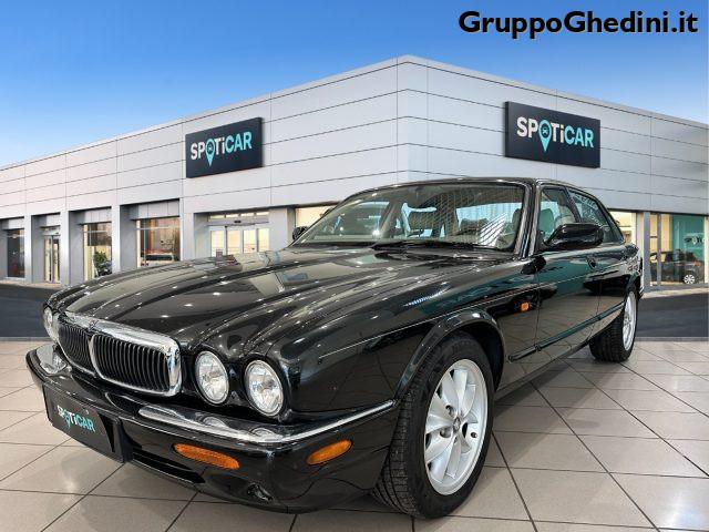 JAGUAR XJ 3.2 cat Executive