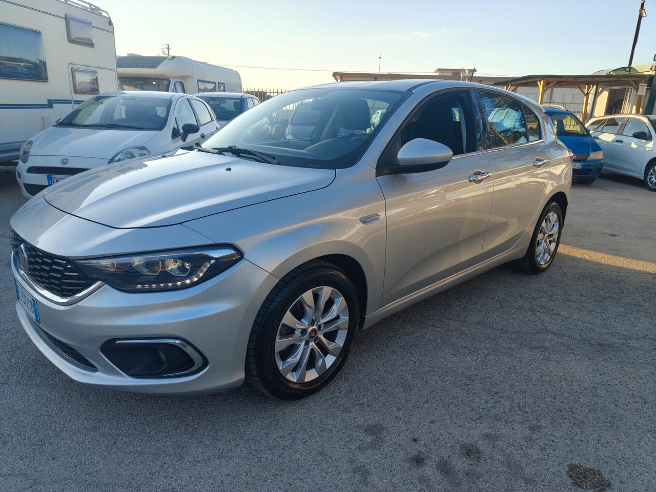 Fiat Tipo 1.6 Mjt S&S 5 porte Lounge