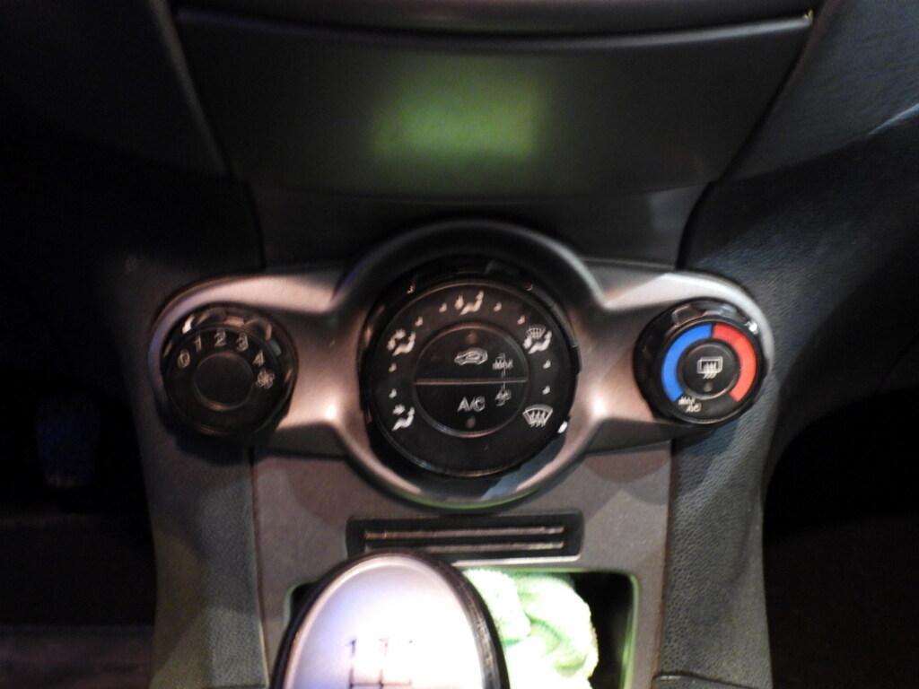 Ford Fiesta 5 Porte 1.4 TDCi +