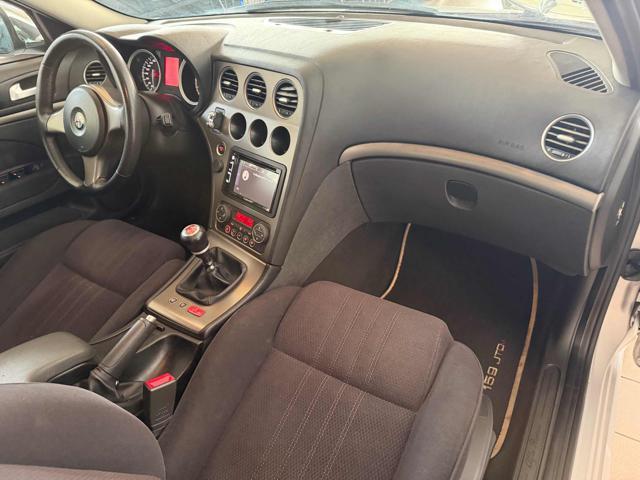 ALFA ROMEO 159 1.9 JTDm 16V Sportwagon Distinctive