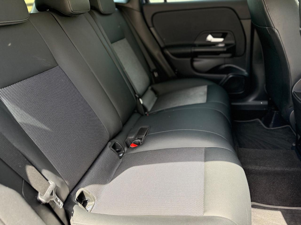 Mercedes-benz GLA 180 d Automatic Executive
