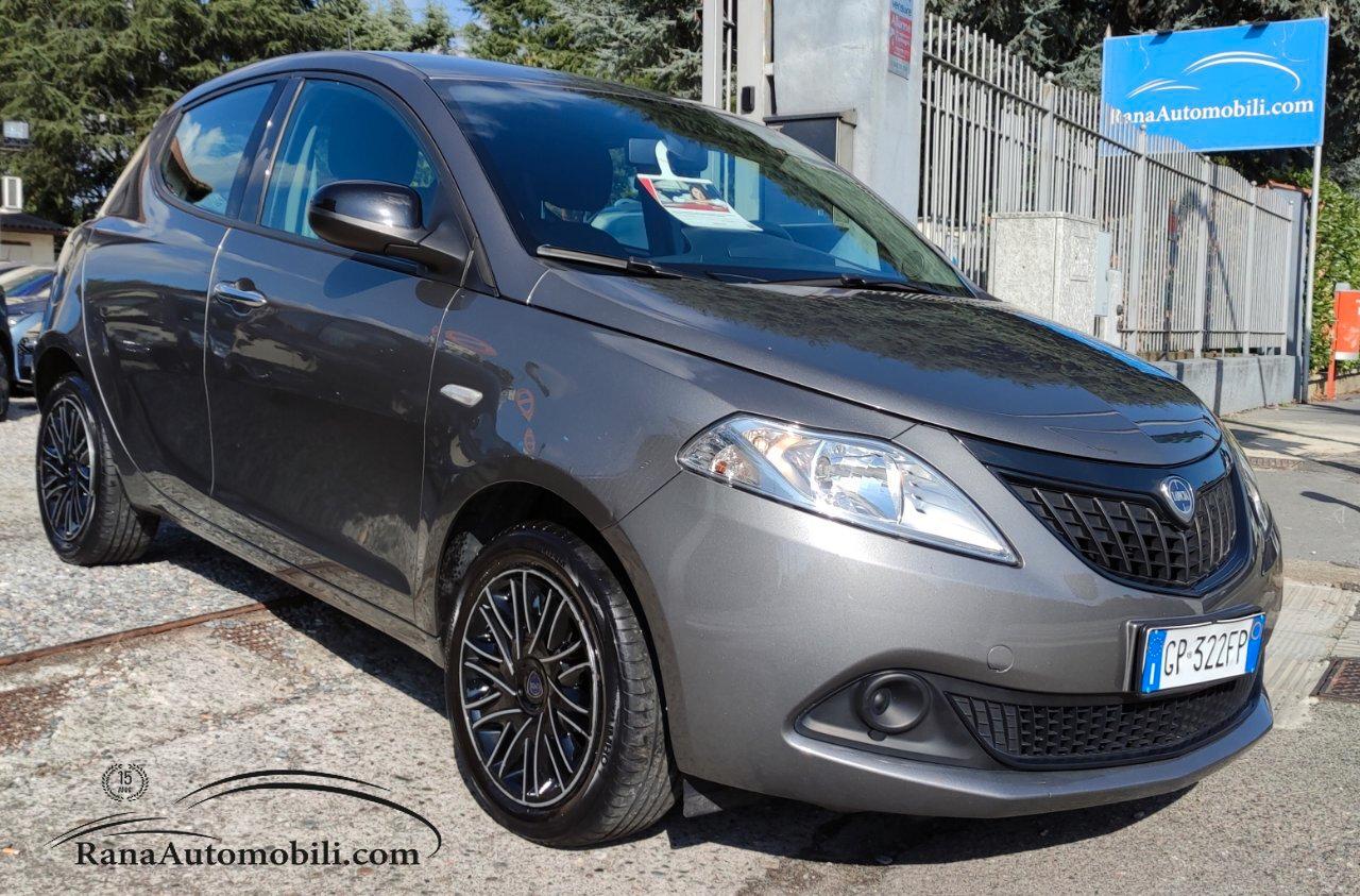 Lancia Ypsilon Hybrid 1.0 FireFly