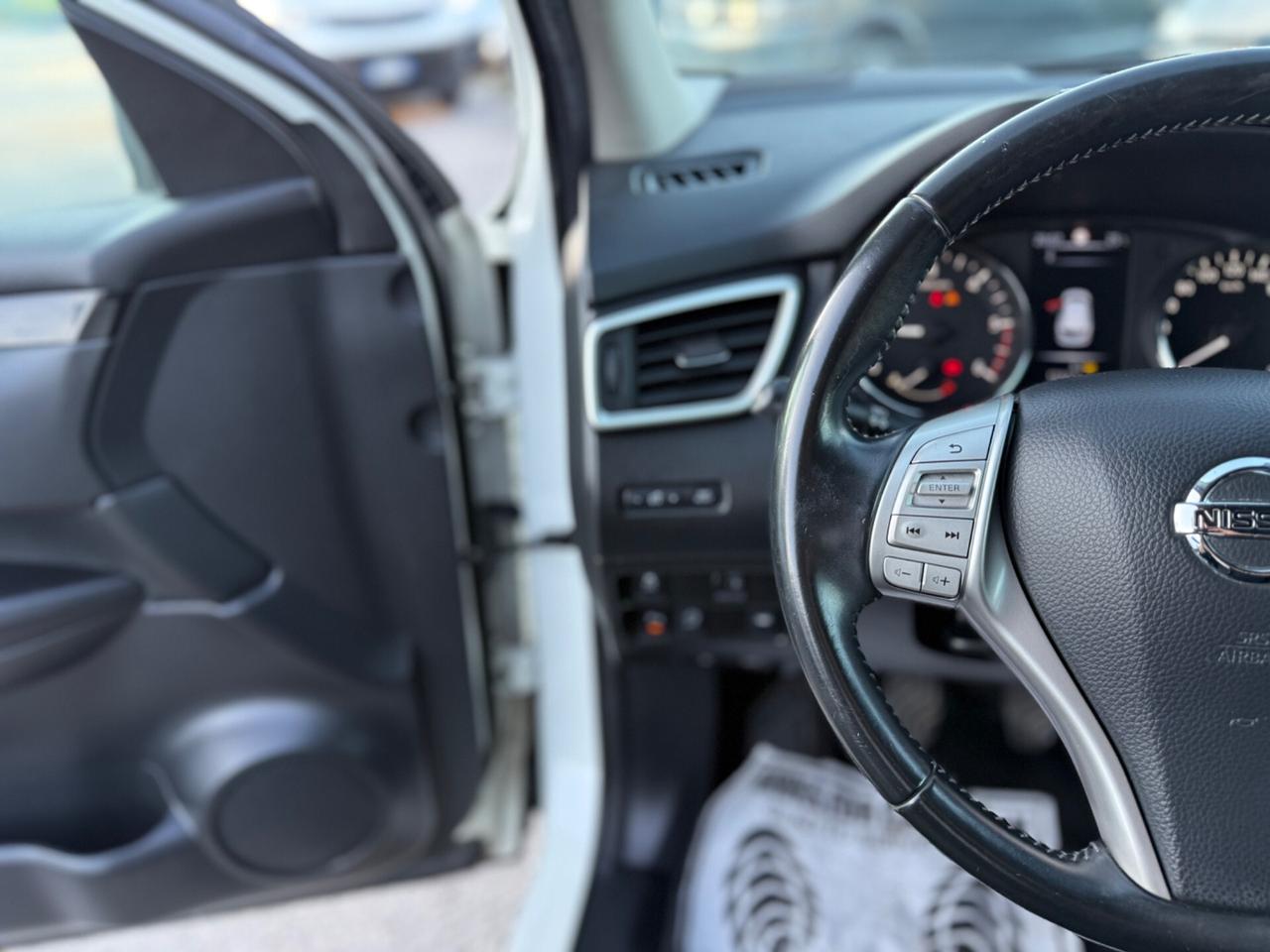 Nissan Qashqai 1.5 dCi Tekna NEOPATENTATI