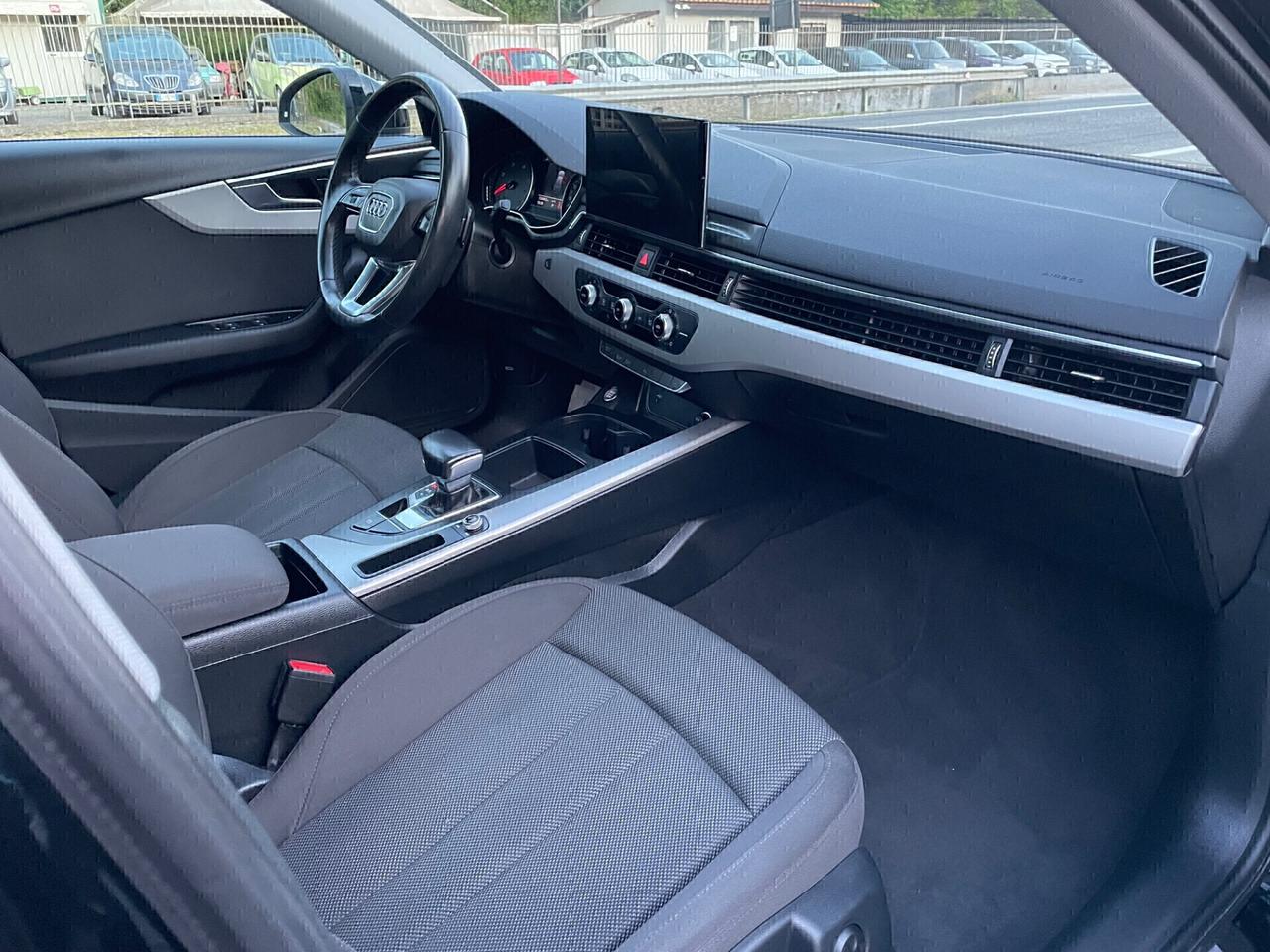 Audi A4 Avant 35 TDI/163 CV S tronic Business Advanced