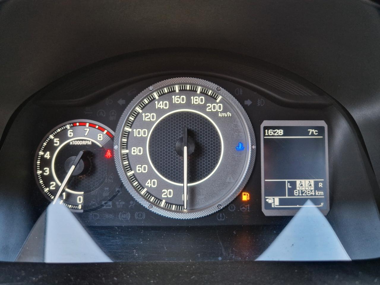 Suzuki Ignis Hybrid 1.2 83CV, Bluetooth, Carplay, Line assist