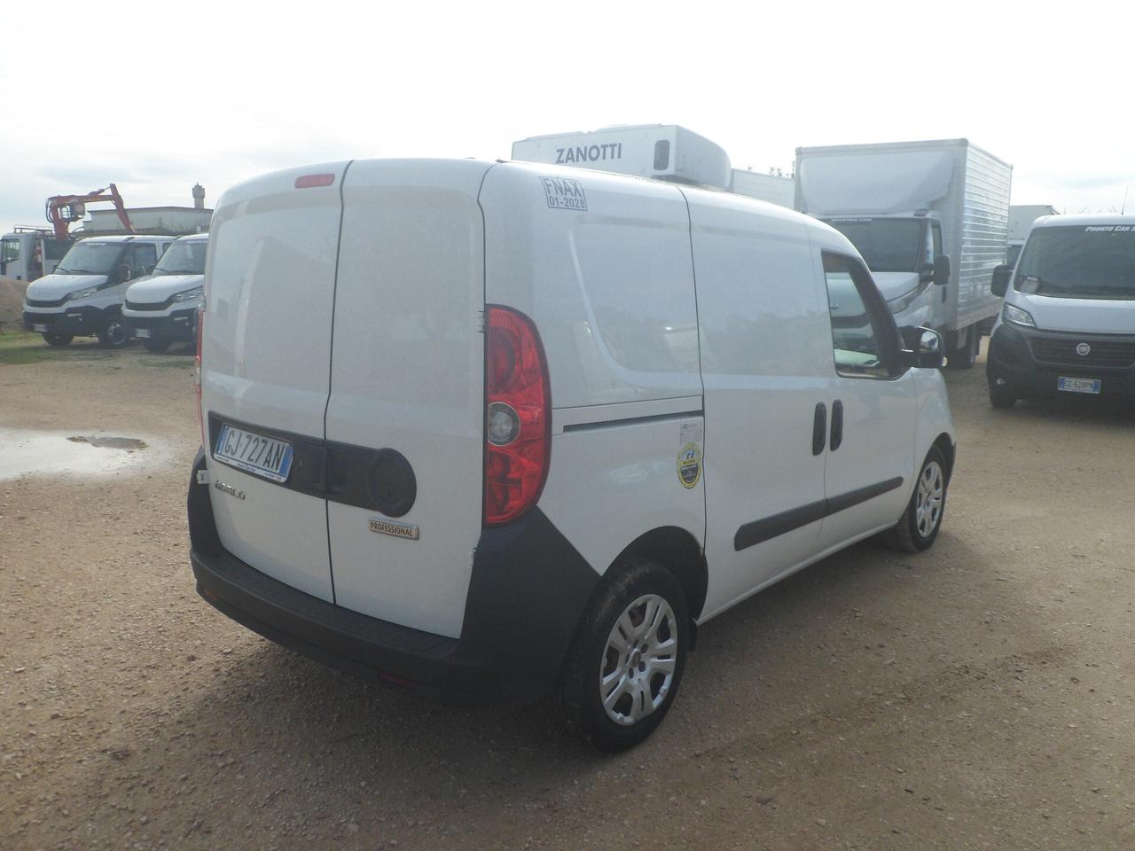 Fiat Doblo furgone 3 posti frigo coibentato