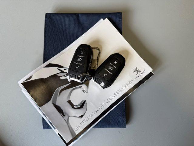 PEUGEOT 3008 BlueHDi 130 S&S EAT8 Allure