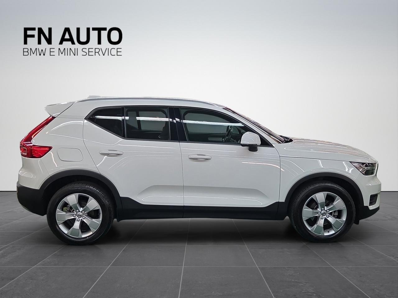 Volvo XC40 T3 Geartronic Momentum Pro