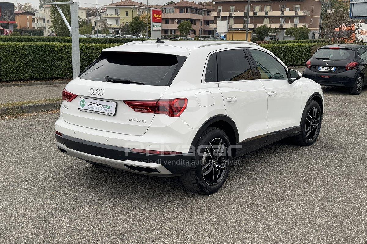 AUDI Q3 35 TFSI S tronic S line edition