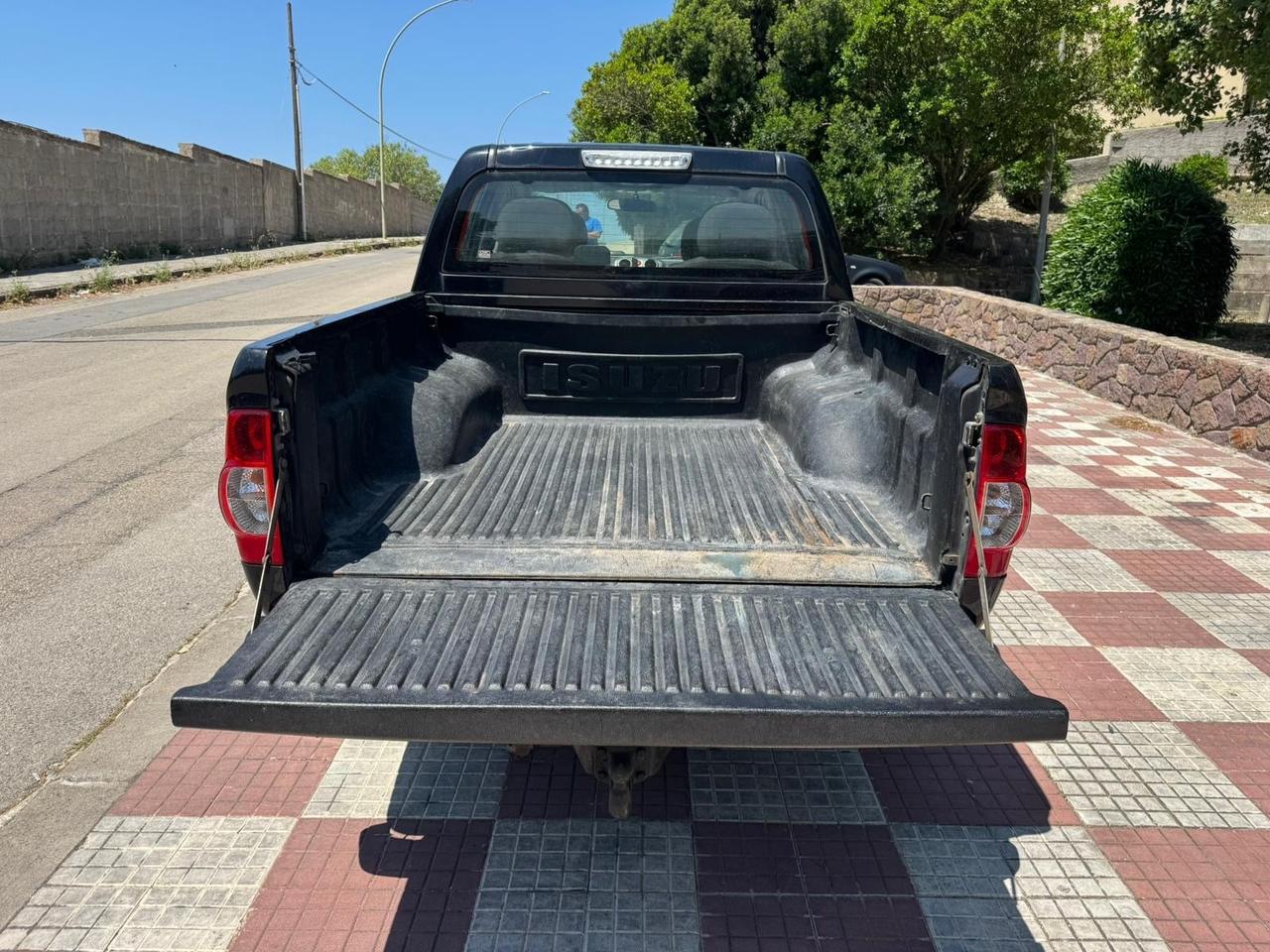 Isuzu D-Max 2.5 TD cat Space Cab 4WD Pick-up LS EU4