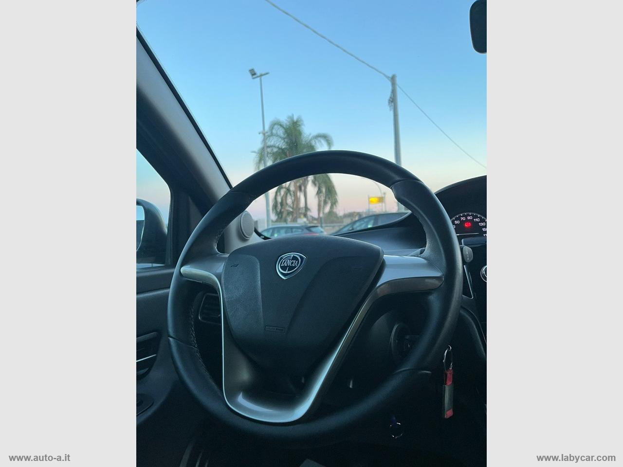 LANCIA Ypsilon 1.2 69 CV 5p. S&S Silver