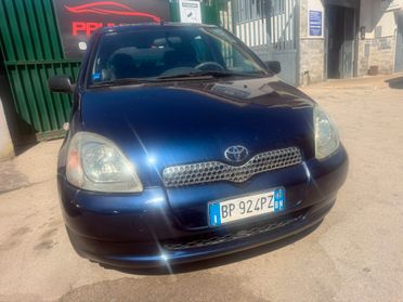 Toyota Yaris 1.0i 16V cat 5 porte Sol