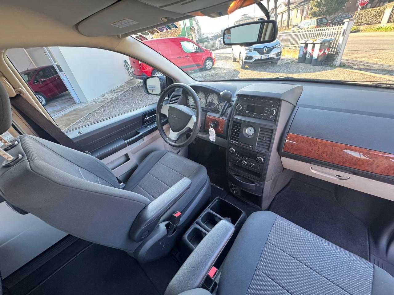 Chrysler Voyager Grand 2.8 CRD cat Limited Auto