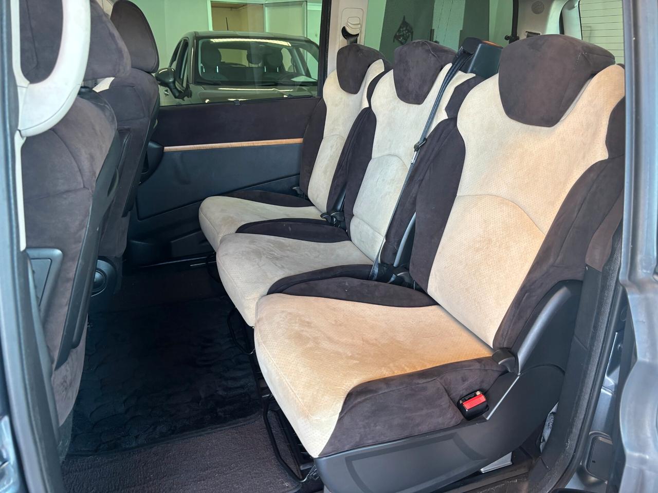 Lancia Phedra 2.0 MJT 136 CV Platino