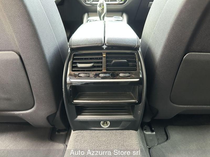 BMW Serie 5 530d Touring Luxury *PACCHETTO LUCI, TAGLIANDI BMW, PROMO AZZURRA*