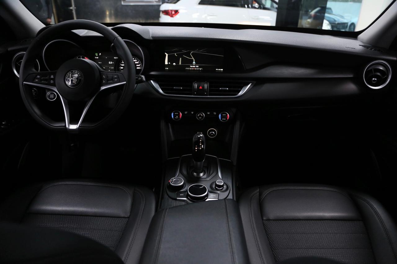 Alfa Romeo Stelvio 2.2 Turbodiesel 210 cv AT8 Q4 Super