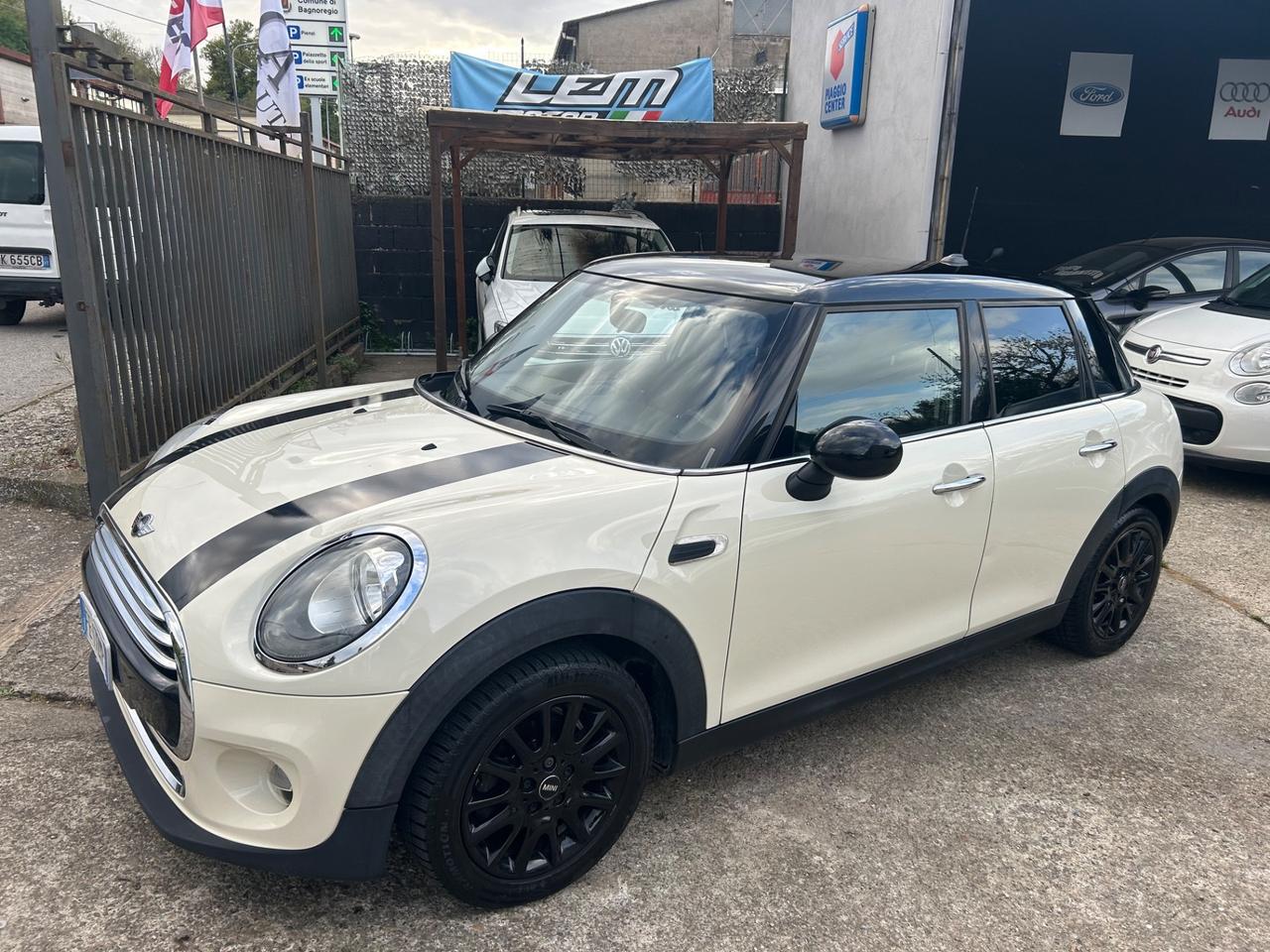Mini 1.5 Cooper D Business XL