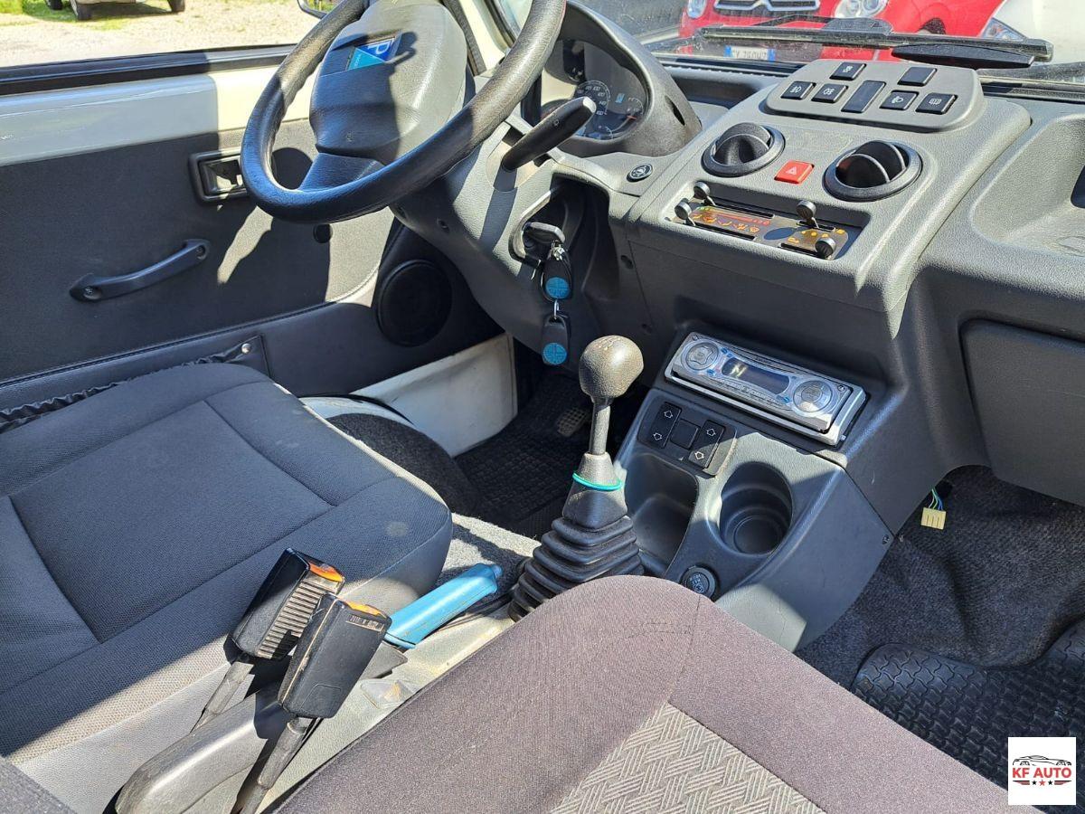 PIAGGIO porter 720 KG furgone cabinato Gpl E6