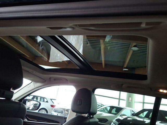 BMW 520 d 48V Touring Luxury Aut. + Tetto apr.