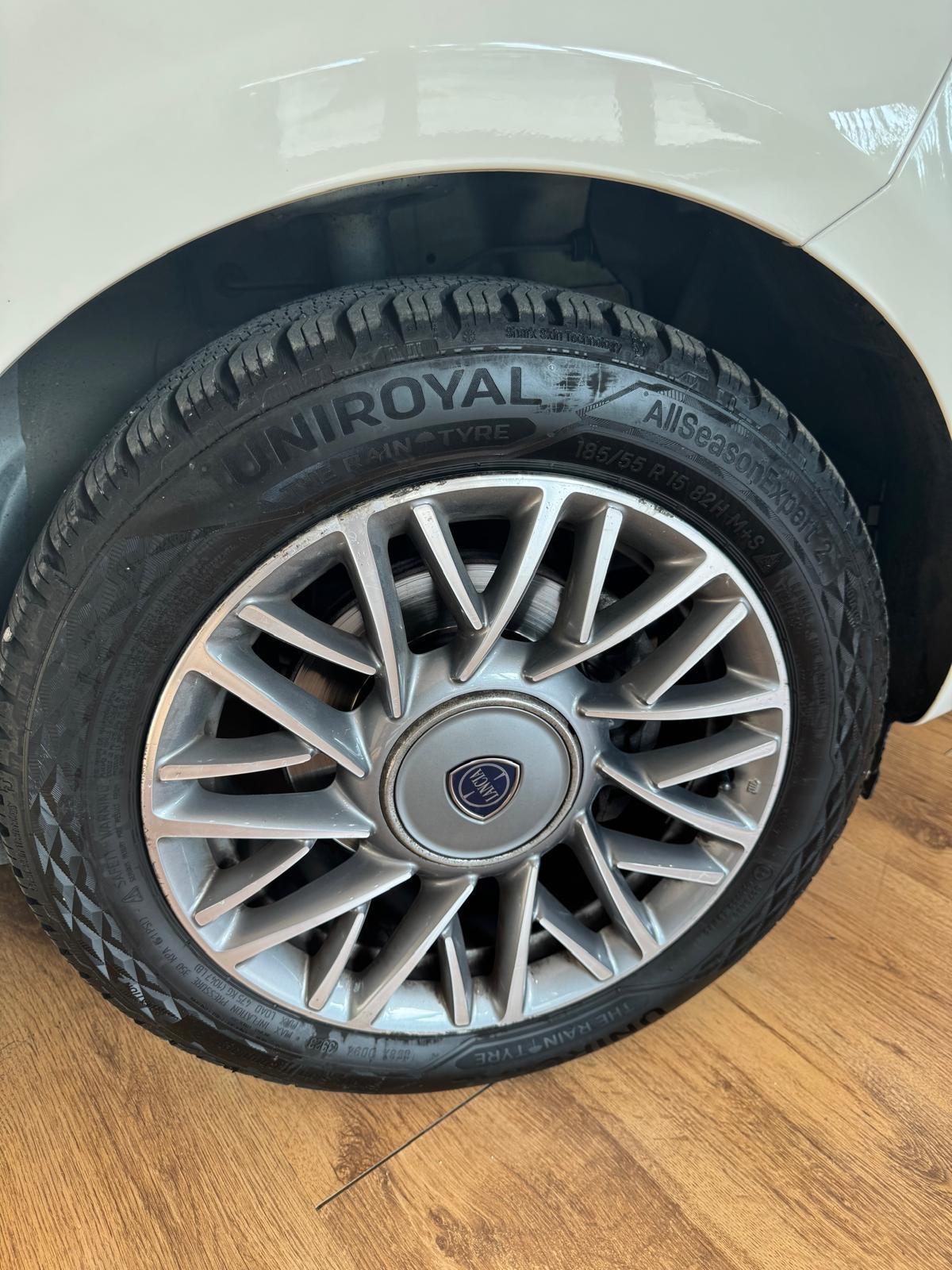 Lancia Ypsilon 1.3 MJT 16V 95 CV 5 porte S&S Platinum