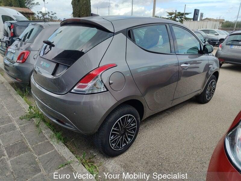 Lancia Ypsilon 0.9 TwinAir 5 porte Metano Ecochic Gold