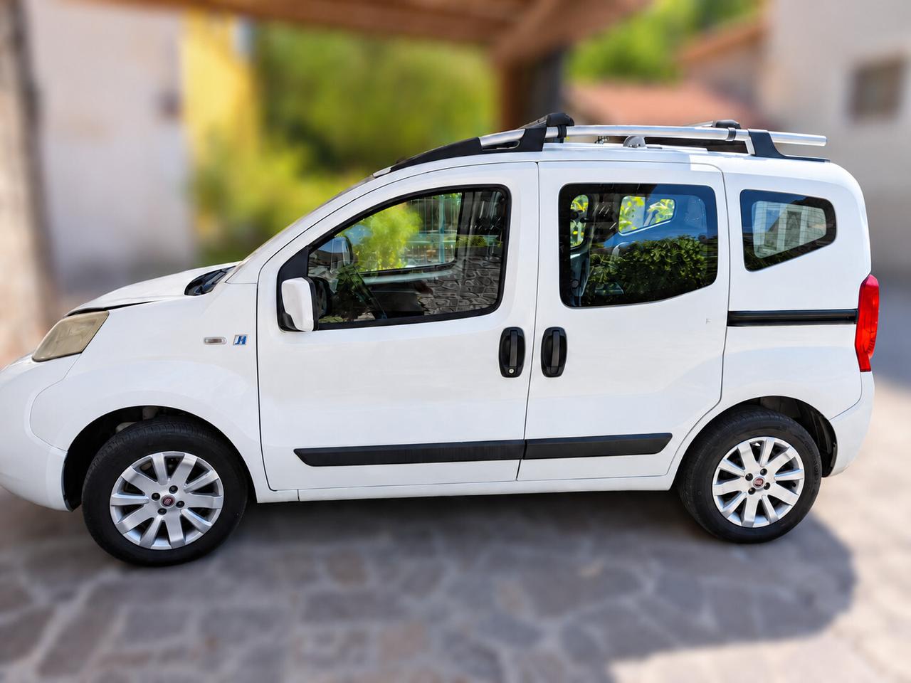 Fiat Qubo 1.4 8V 77 CV Active Natural Power