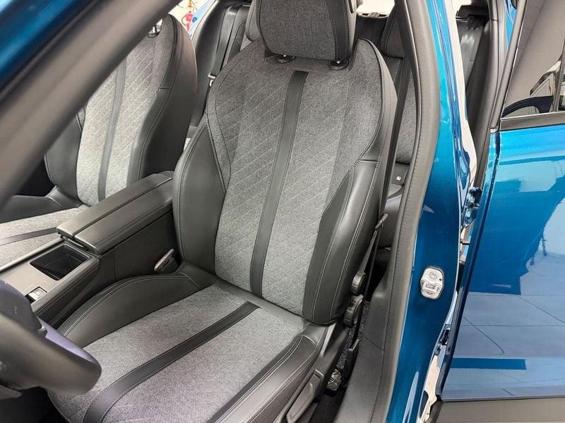 Peugeot 408 Allure Pack Hybrid 180 e-EAT8 S&S aut.