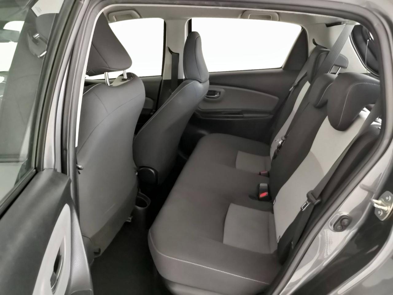 TOYOTA Yaris III 2017 - Yaris 5p 1.5h Active my18