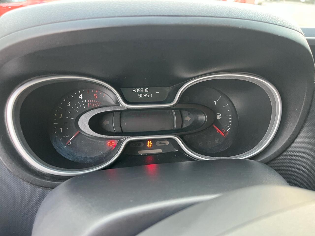 RENAULT TRAFIC 9 POSTI 2.0 DCI CAMBIO AUTOMATICO