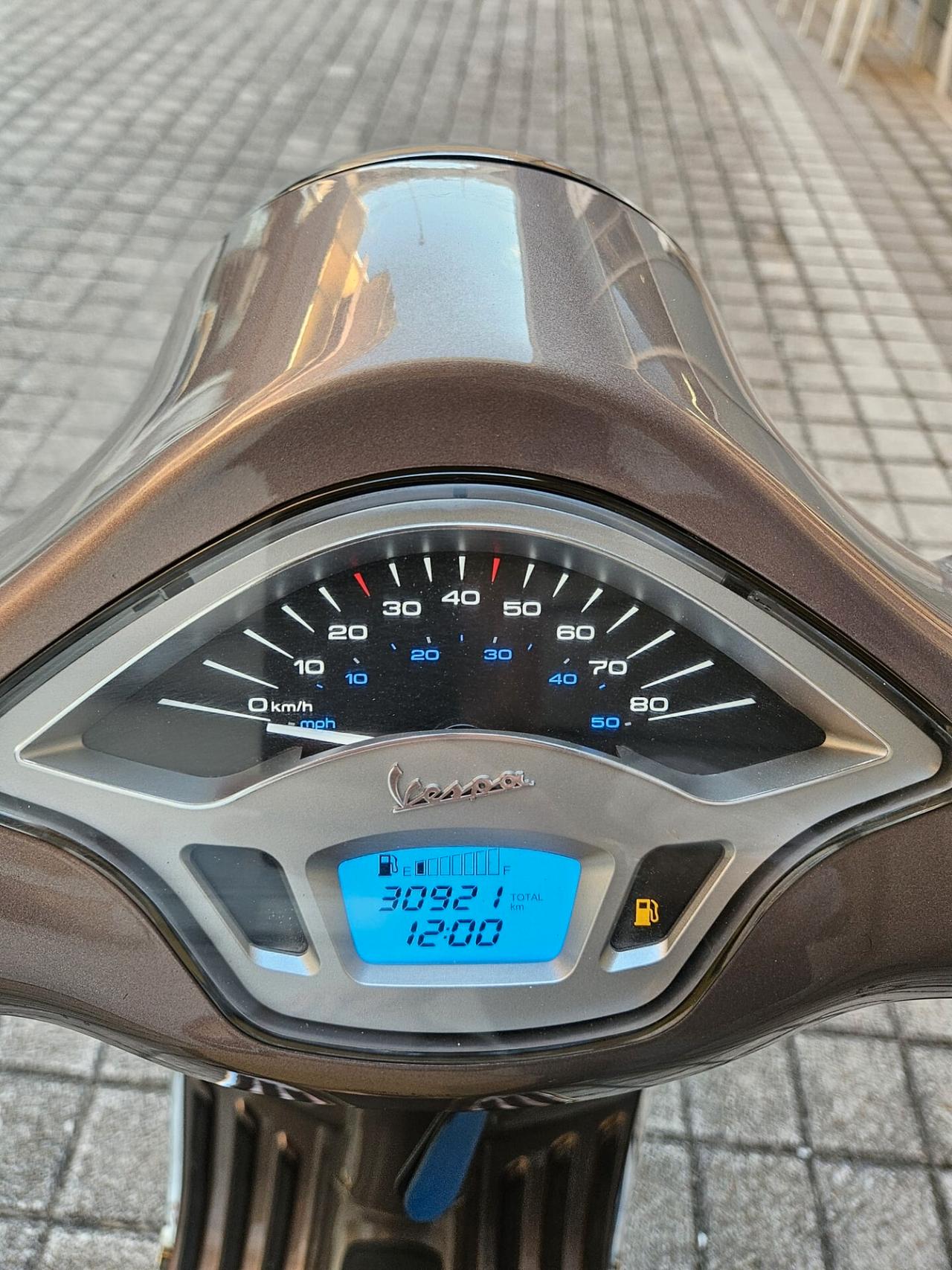 Vespa Primavera 50