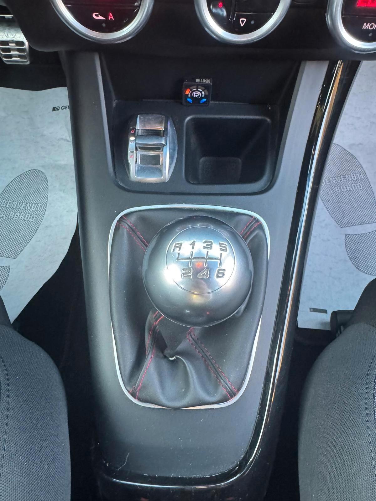 Alfa Romeo Giulietta 1.4 GPL 170CV DISTINCTIVE 2012