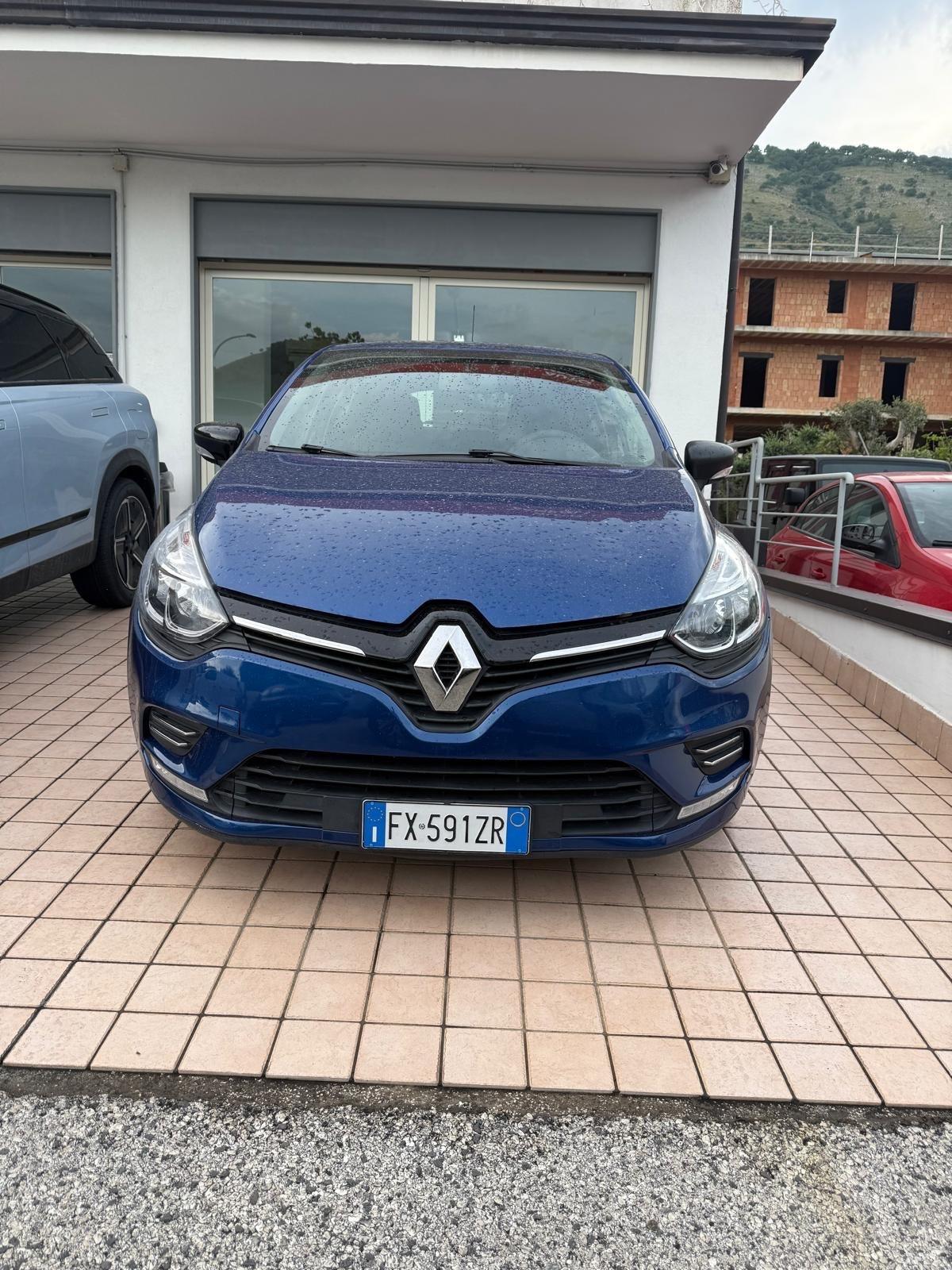Renault Clio TCe 12V 90 CV GPL 5 porte Moschino Zen