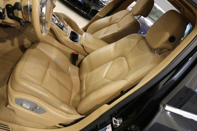 PORSCHE Cayenne 3.0 Diesel "" TETTO PANORAMICO / SERVICE PORSCHE""
