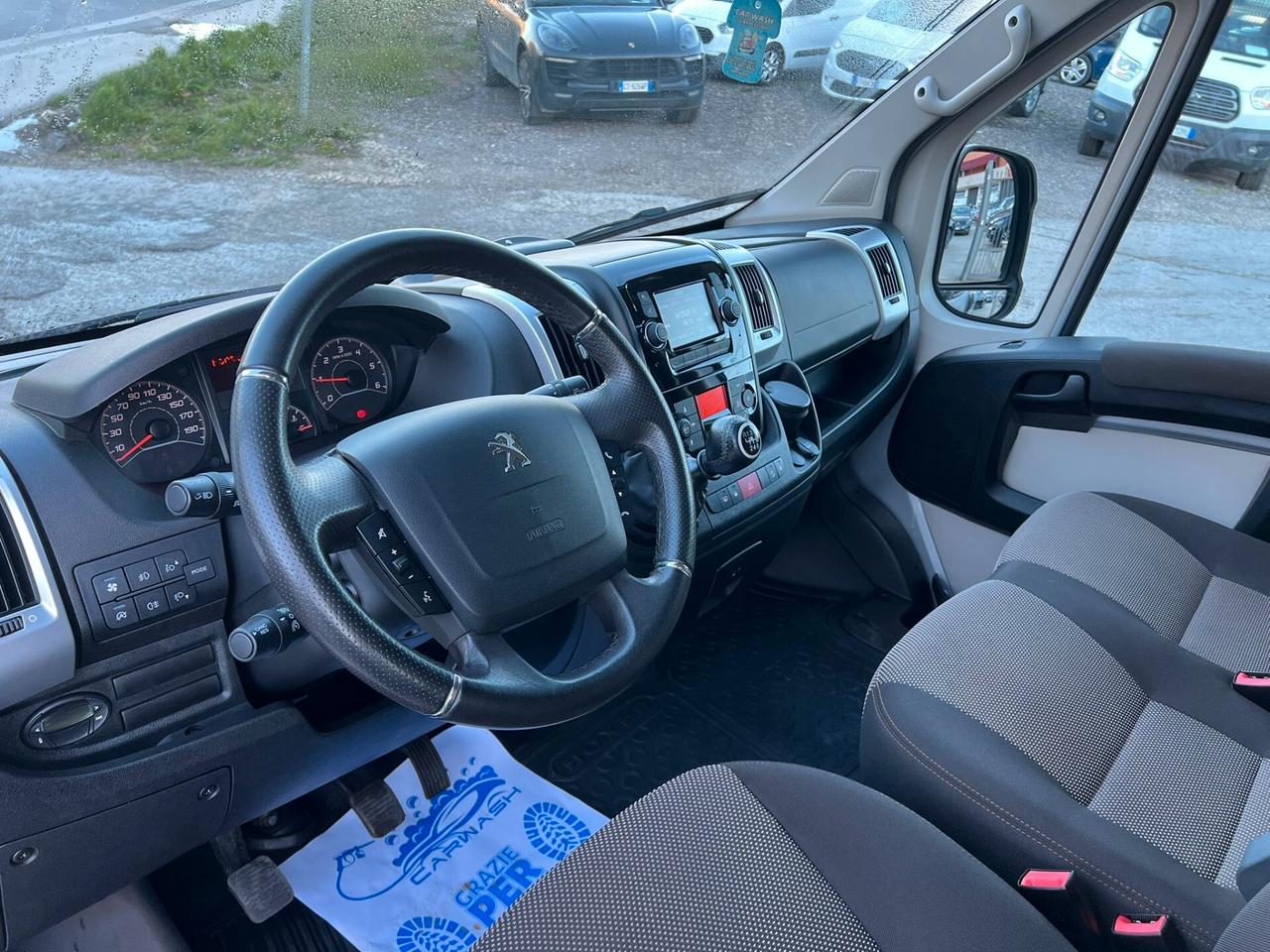 Peugeot Boxer 2.2 140cv 9 Posti