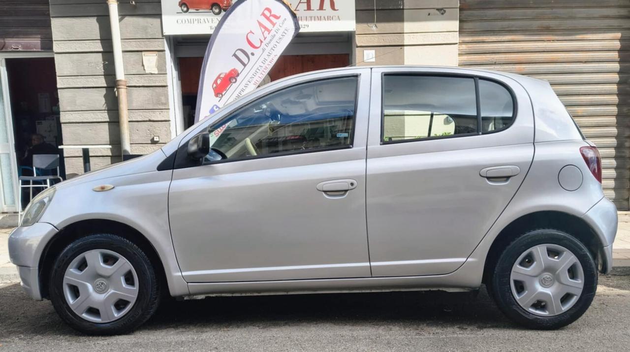 Toyota Yaris 1.0i 16V cat 5 porte
